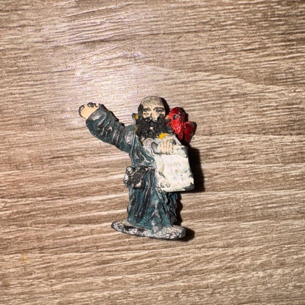 Wizard Action Figure with Scroll and Owl - Dungeons and Dragons